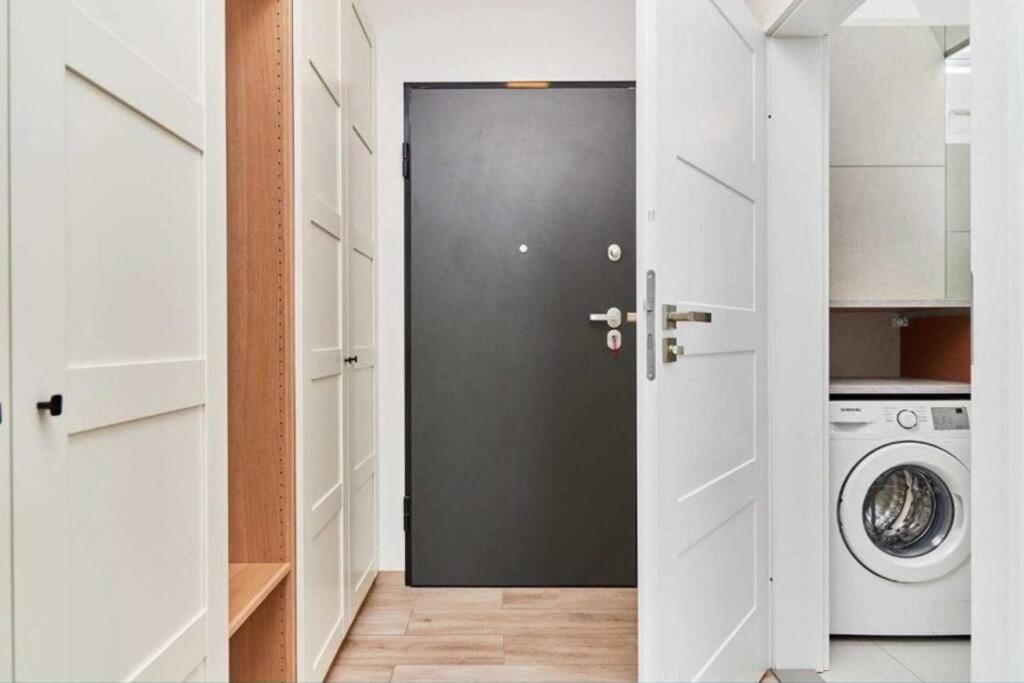 Apartment Luxury Apt.-heart Of *